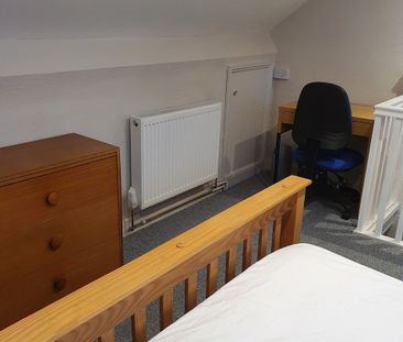 4 bedroom house, 1 en-suite - Photo 3