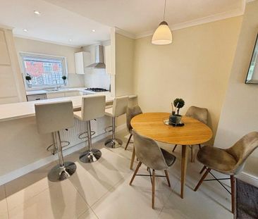 3 bedroom terraced house to rent - Photo 2