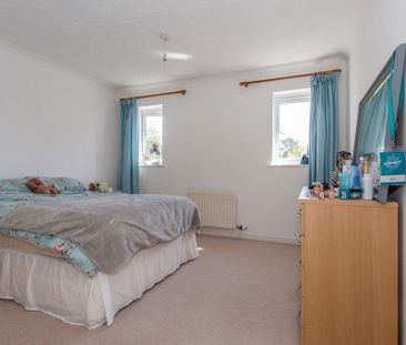 5 bedroom detached house to rent - Photo 3