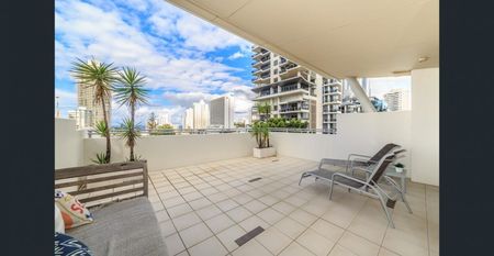 Phenomenal Penthouse in Paradise - Photo 5