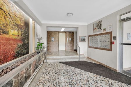 For Lease - 11 Woodman Drive Unit# 103, Hamilton, Ontario - Photo 4