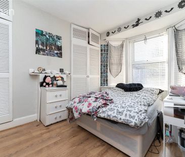 5 bedroom terraced house to rent - Photo 3