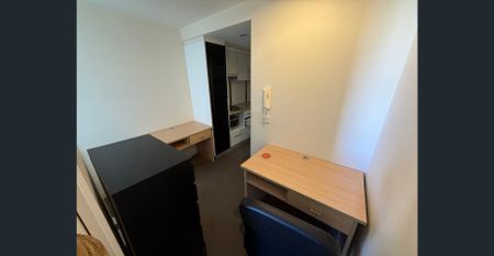 Fully Furnished Student Apartment Near Melbourne Uni – 1 Bedroom, 1 Bathroom - Photo 3