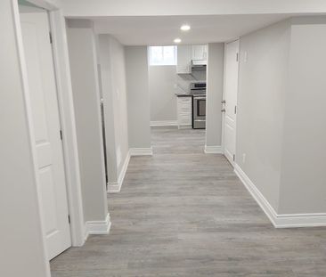 For Lease - 7319 Aldergrove Court, Mississauga, Ontario - Photo 4