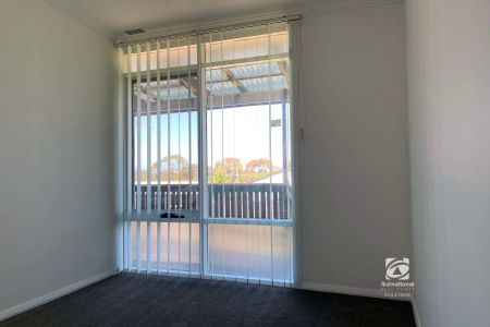 29 Robin Street, 3909, Lakes Entrance Vic - Photo 4