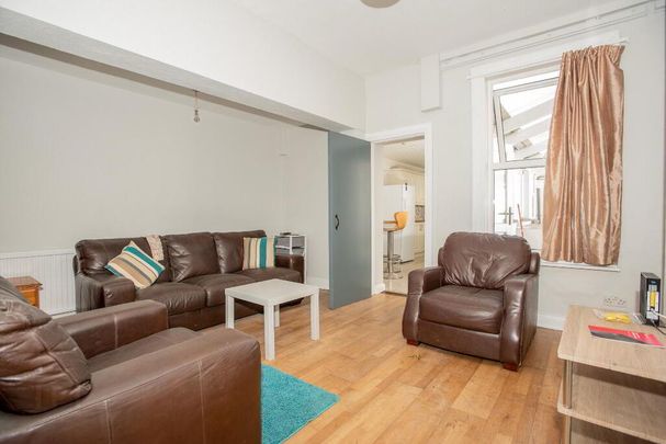 17 Rugby Road, Belfast, BT7 1PT - Photo 1