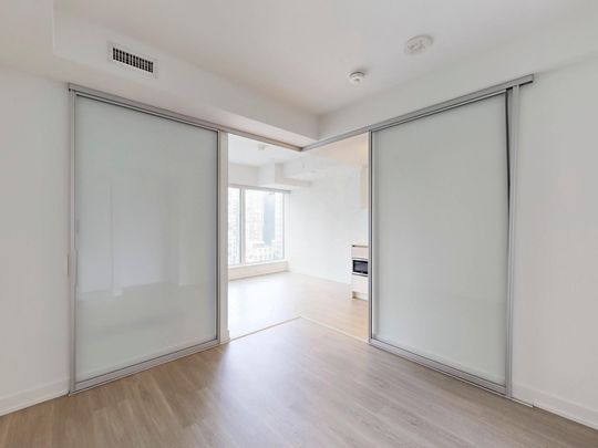 For Lease - 8 Wellesley Street Unit# 3007, Toronto, Ontario - Photo 1