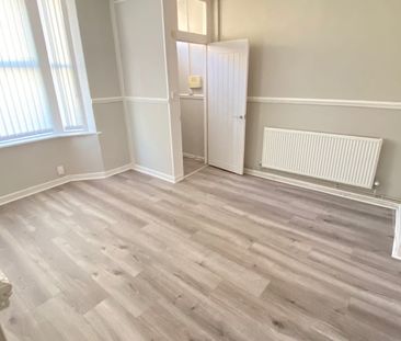 2 Bed Terraced House, Balfour Street, L4 - Photo 6