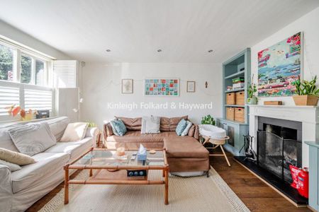 3 bedroom semi-detached house to rent - Photo 2