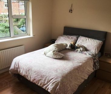 29 Ardenlee Crescent, Belfast, BT6 8QN - Photo 2
