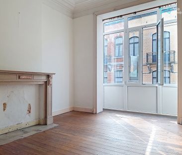 Appartement met één slaapkamer in Schaarbeek - Photo 5