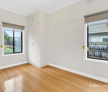 Three Bedroom Heidelberg Home - Photo 3