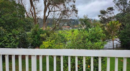 3 bedroom home close to Glenfield Mall - Photo 4