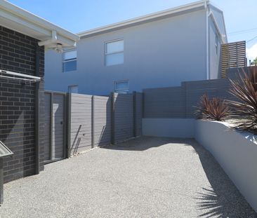 2/110 Gordons Hill Road Lindisfarne TAS 7015 Australia - Photo 5