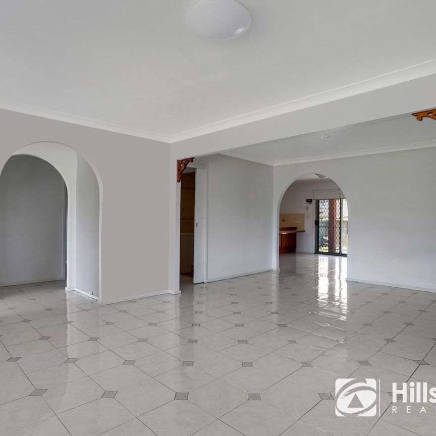 Family home in the heart of Quakers Hill - Photo 1