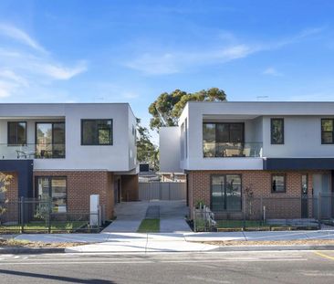 Modern Two-Bedroom Townhouse in Prime Reservoir Location - Photo 3