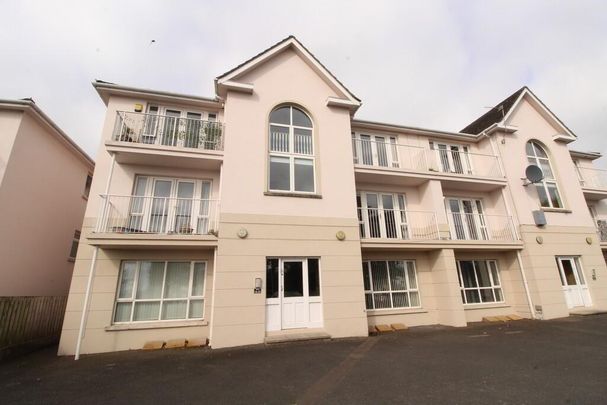 20 Bates Park, BT388LG, Carrickfergus - Photo 1