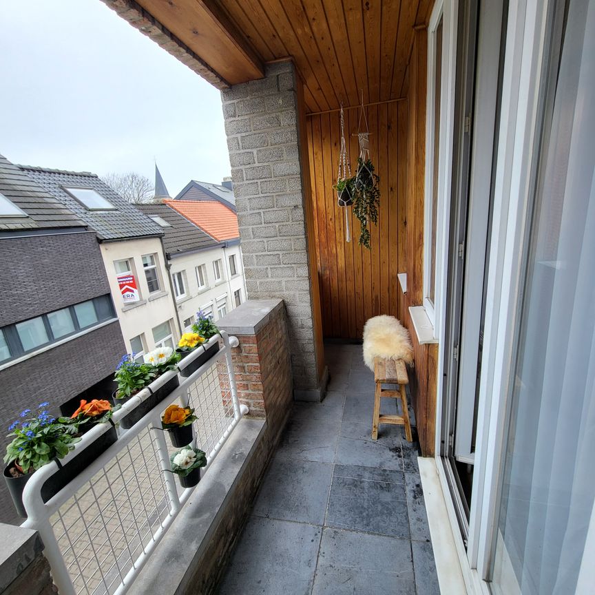 Bemeubelde woning te huur in centrum Mechelen - Photo 1