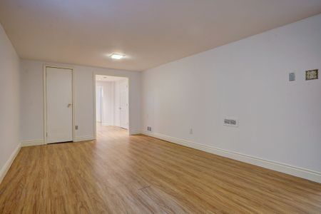 For Lease - 23 Falmouth Avenue Unit# Lower, Toronto, Ontario - Photo 3