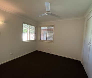 FAMILY HOME - RUNAWAY BAY - Photo 2