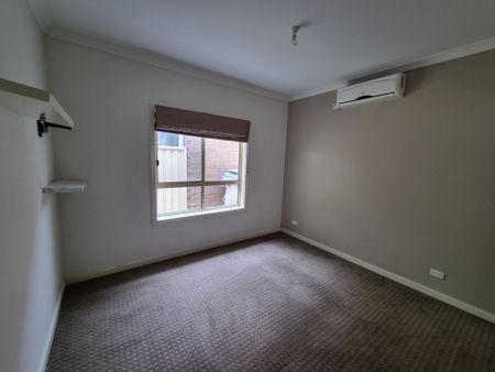 Low Maintenance Unit - Photo 5