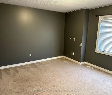 Property For Lease | W9018044 - Photo 4