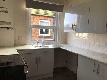 2 bedroom apartment to rent - Photo 4