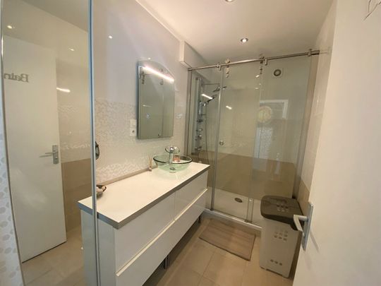 Appartement MEUBLE de 50m² - VELIZY VILLACOUBLAY, - Photo 1