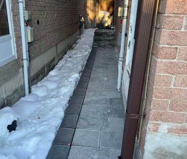 275 Risebrough Circuit #Bsmt - Photo 5