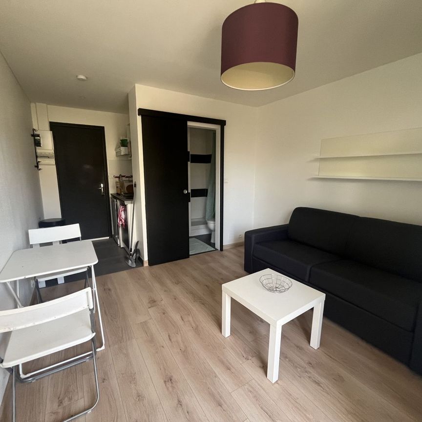 Location Appartement 1 pièce 17m² - Photo 1