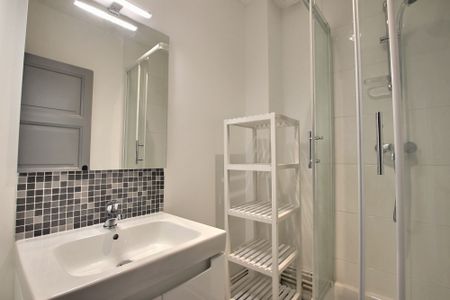 Location Appartement 2 pièces 43m² CHAMALIERES 63400 - Photo 5