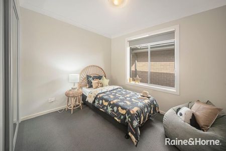 Central Convenience & Easy Living - Photo 5