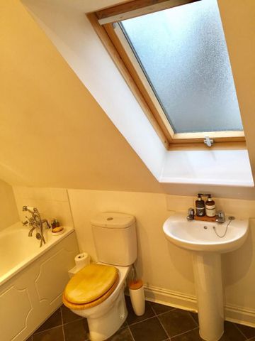 1 bedroom apartment to rent - Photo 4