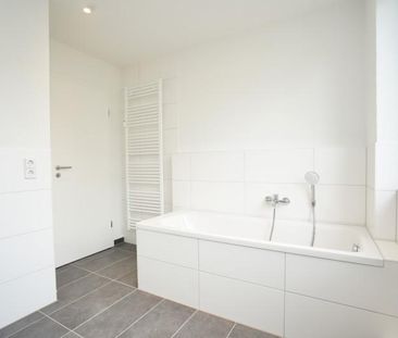 Großes Bad / Offene Küche / Alles neu - Photo 1