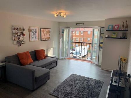 Walton Road, Bushey - Photo 2