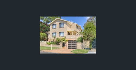 Location, Convenience, Lifestyle! - Photo 3