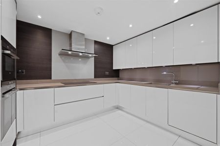 Whittlebury Mews East, Primrose Hill, London, NW1 - Photo 3