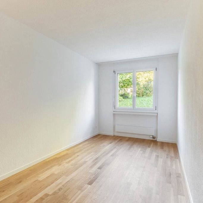 Komfortabel wohnen in gepflegtem Mehrfamilienhaus - Photo 1