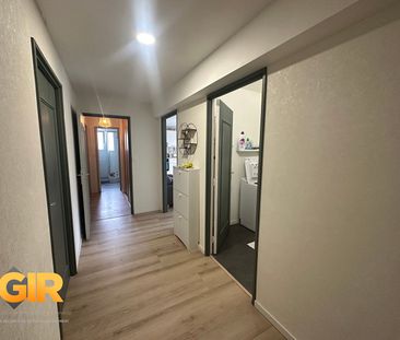 Location Appartement 1 pièce 77m² RENNES 35000 - Photo 2
