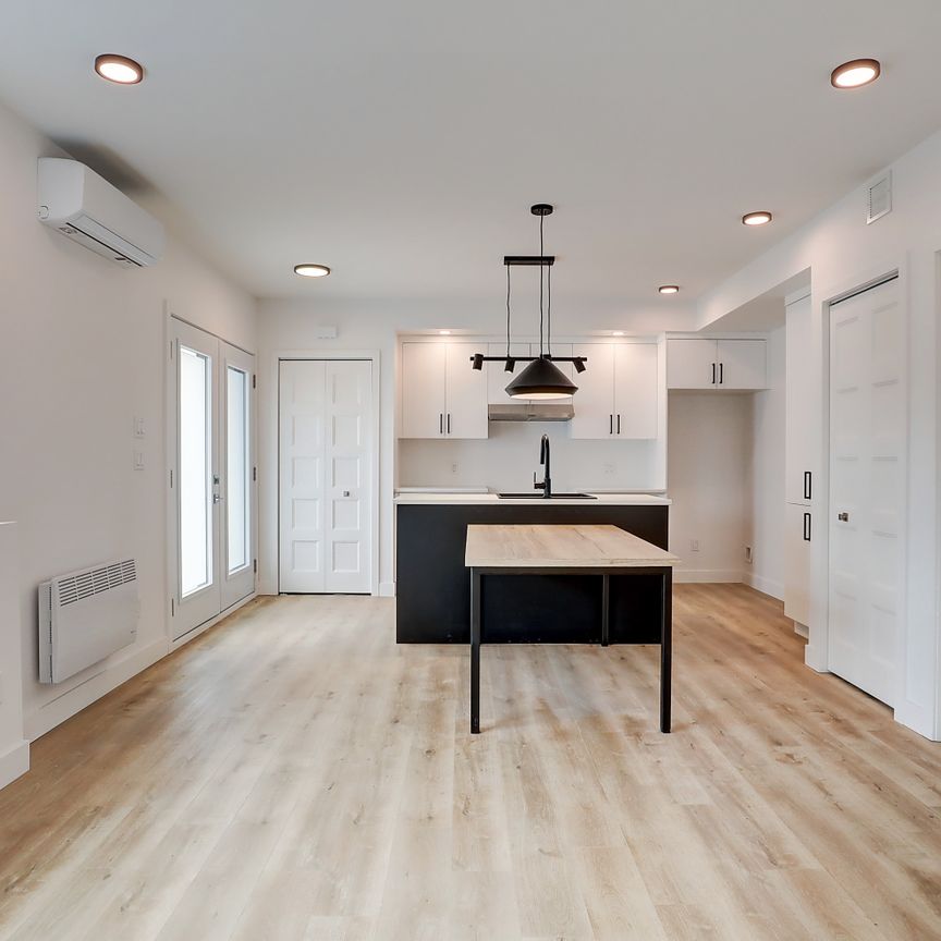 65, rue Michel-Robidoux #103, East-Angus - Photo 1