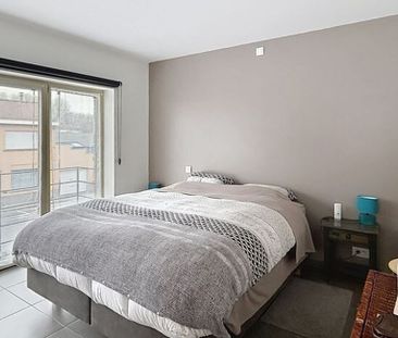 Appartement te huur in Estaimpuis voor € 700 met 1 slaapkamer - Photo 2