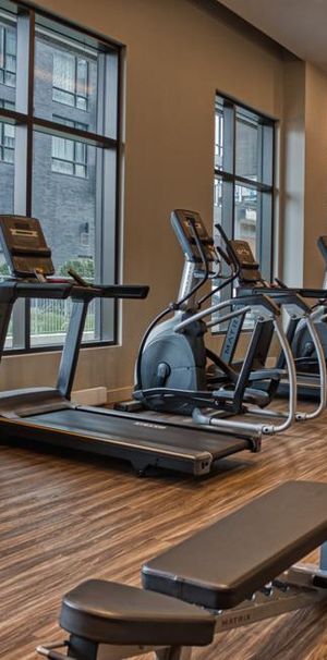 Promotions en cours | Condos Luxueux 3 1/2 à Louer | Ville Mont-Royal - Photo 1