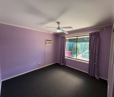 Great Size Family Home! - Photo 4