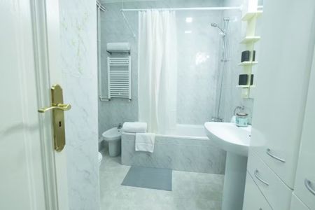 Carrer de Jonqueres, Barcelona, Catalonia 08003 - Photo 3