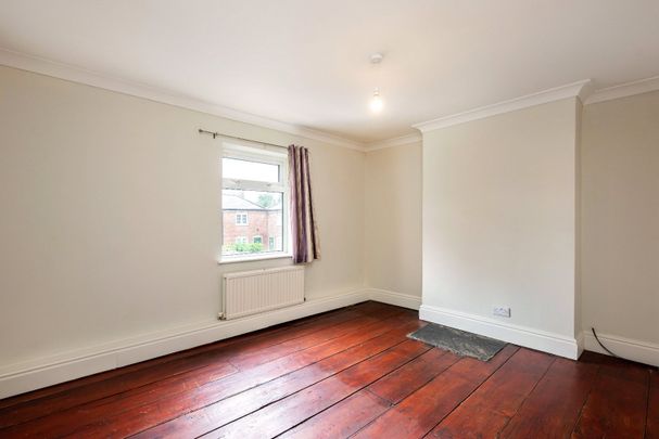 2 bedroom house to rent - Photo 1