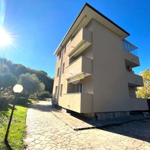 Monolocale in affitto - Photo 2