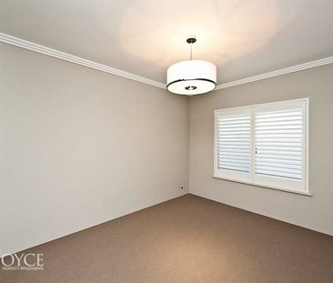 101 Grand Promenade, KARRINYUP WA 6018 - Photo 3