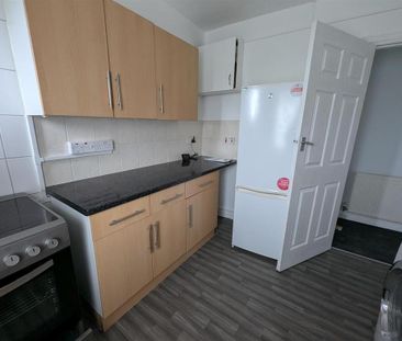 2 bedroom house to rent - Photo 3