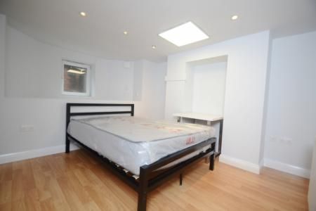 Burton Road, West Didsbury, Manchester, M20 - Photo 4