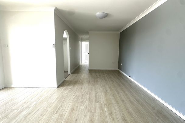 FULLY RENOVATED FLOOR 2 BEDROOM UNIT 500M TO AUBURN STATION - Photo 1